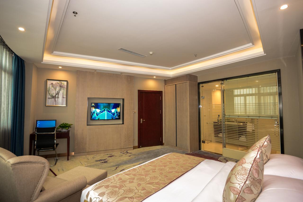 Days Hotel & Suites Shishi Quanzhou  Eksteriør billede
